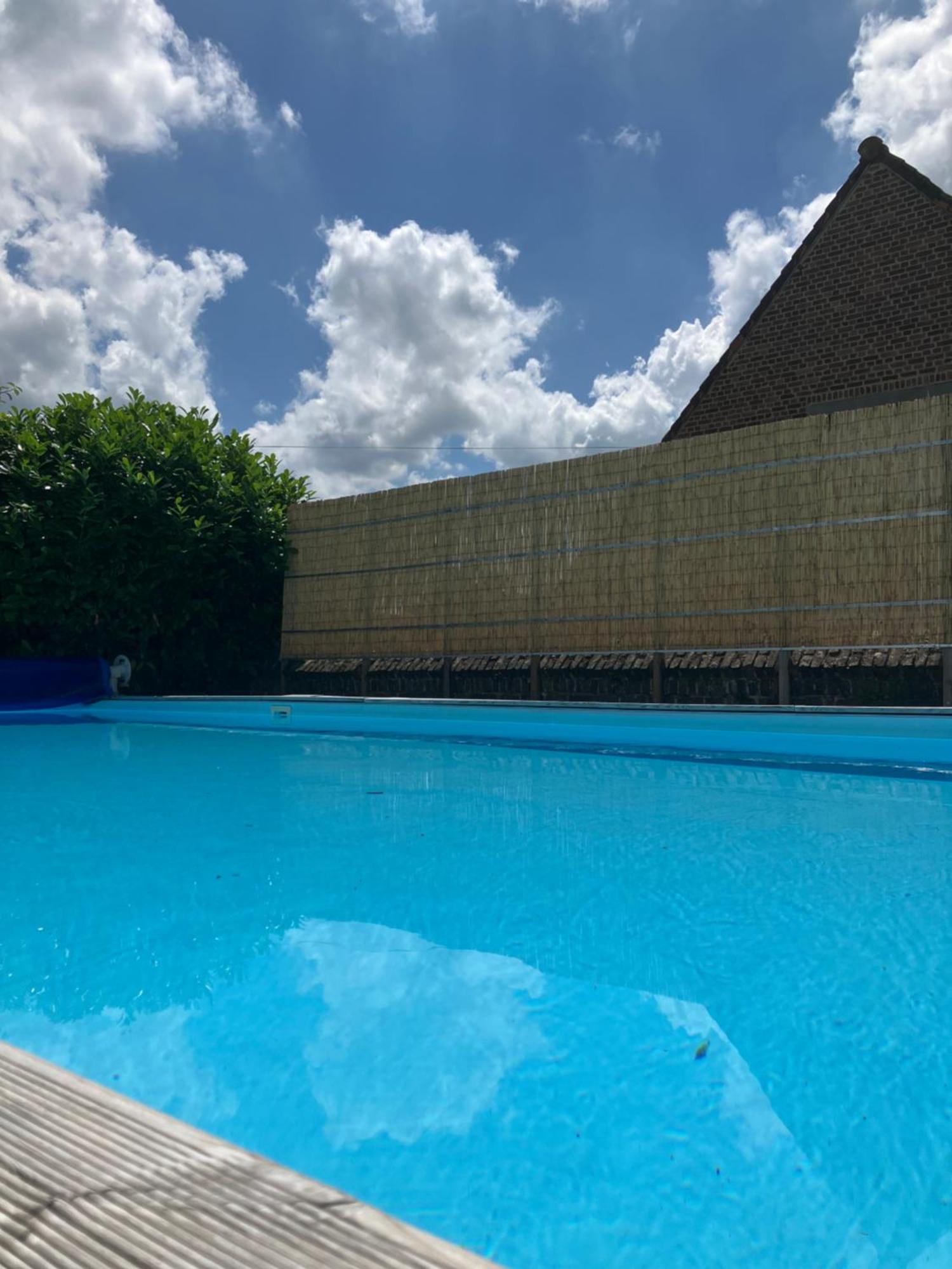 La Canopee Lecelles Exterior foto